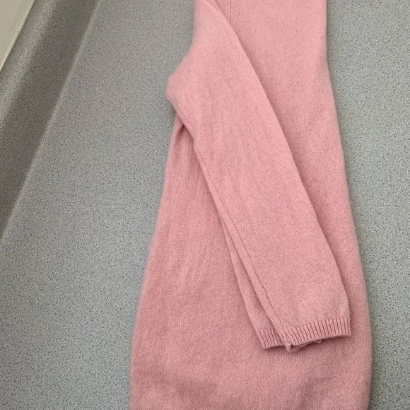 COPY - Cashmere Crew Neck Sweater, - Picture 5 of 13